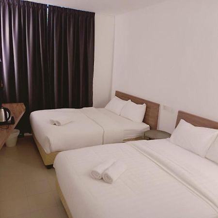 T Hotel Anggerik Алор Сетар Екстериор снимка