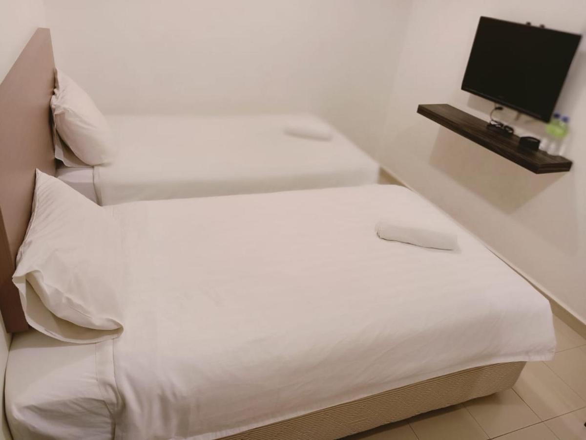 T Hotel Anggerik Алор Сетар Екстериор снимка