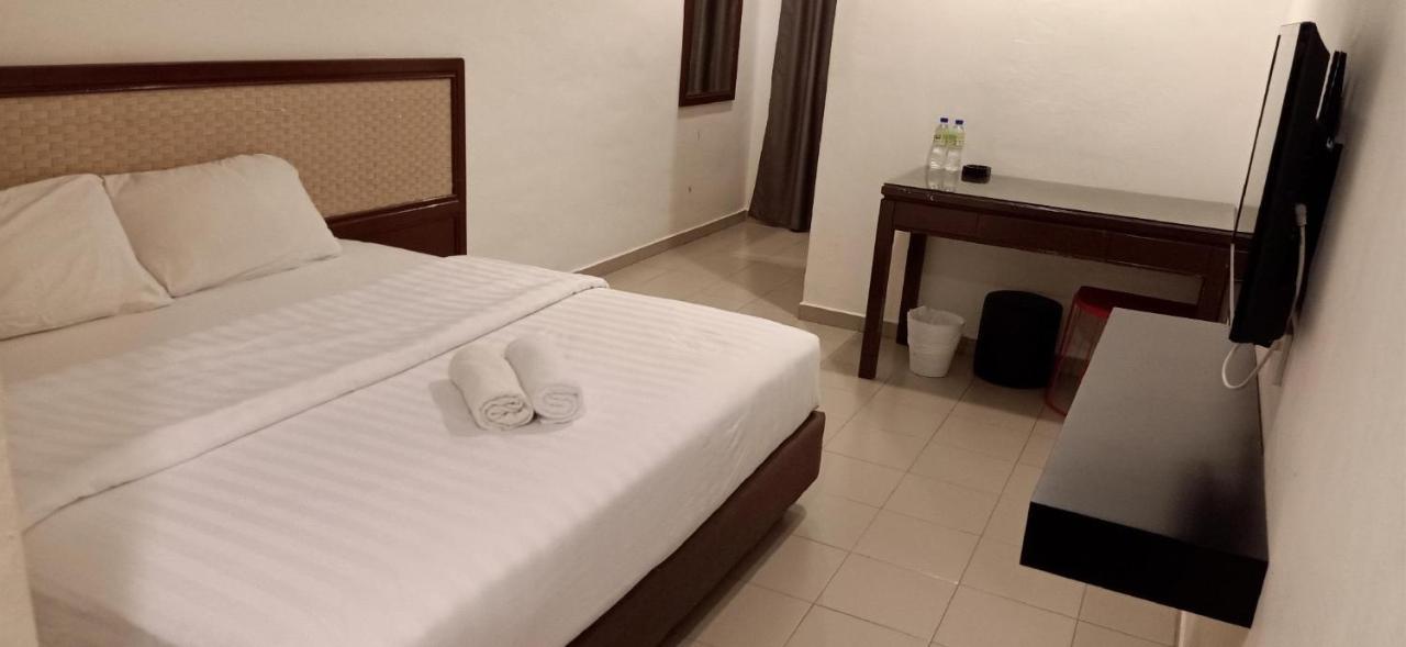 T Hotel Anggerik Алор Сетар Екстериор снимка