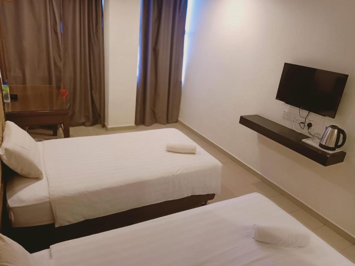 T Hotel Anggerik Алор Сетар Екстериор снимка