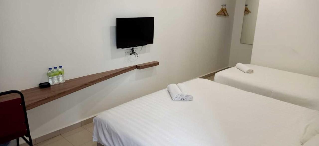 T Hotel Anggerik Алор Сетар Екстериор снимка