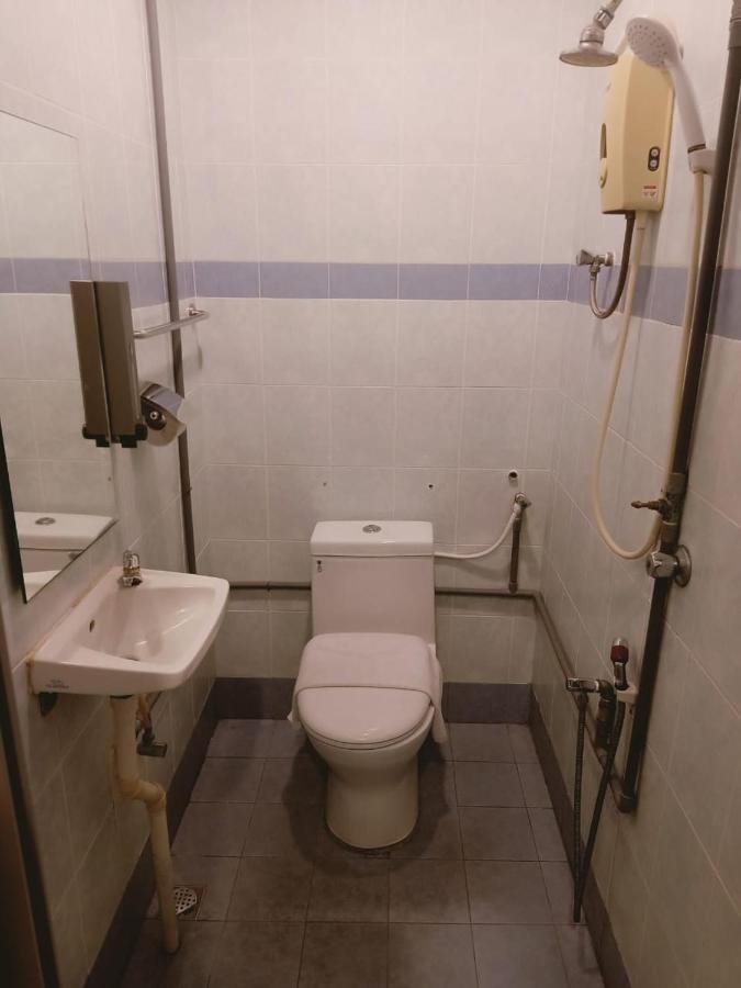 T Hotel Anggerik Алор Сетар Екстериор снимка