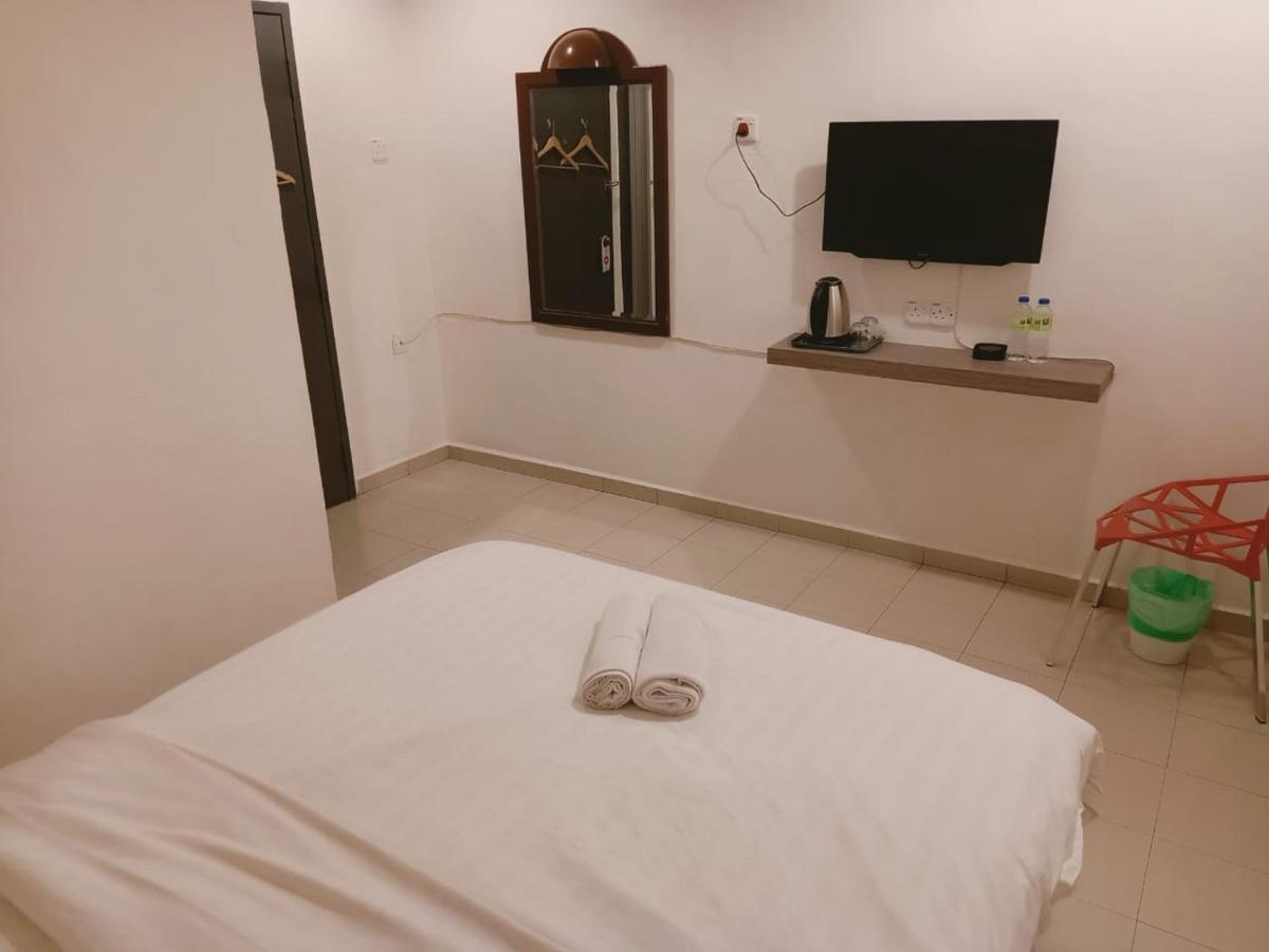 T Hotel Anggerik Алор Сетар Екстериор снимка