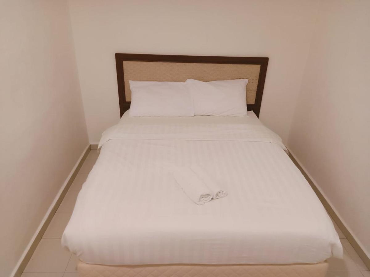T Hotel Anggerik Алор Сетар Екстериор снимка