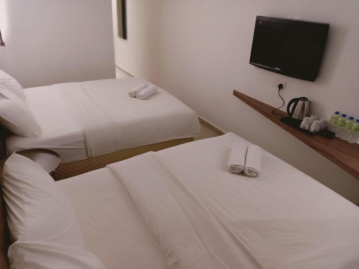 T Hotel Anggerik Алор Сетар Екстериор снимка